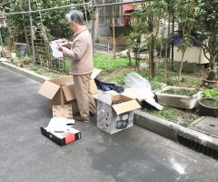 【上海】ゴミ転売人のおっちゃん＆おばちゃん